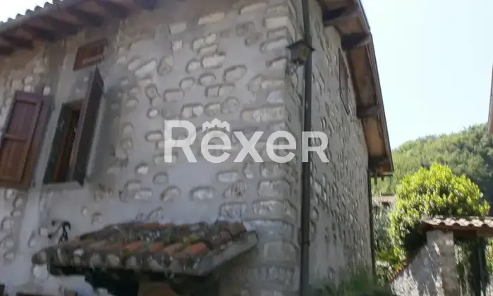 Rexer-BORGO-A-MOZZANO-Rustico-in-vendita-inVia-di-Motrone-a-Borgo-a-Mozzano-Altro