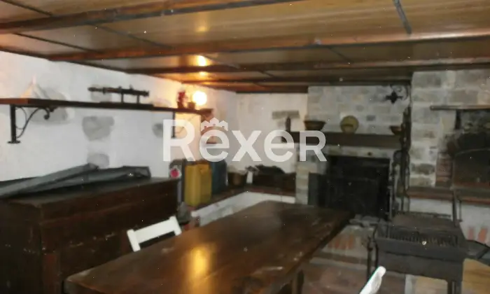 Rexer-BORGO-A-MOZZANO-Rustico-in-vendita-inVia-di-Motrone-a-Borgo-a-Mozzano-Altro