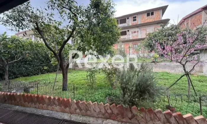 Rexer-Palizzi-Casa-indipendente-con-giardino-Contrada-Gruda-Altro