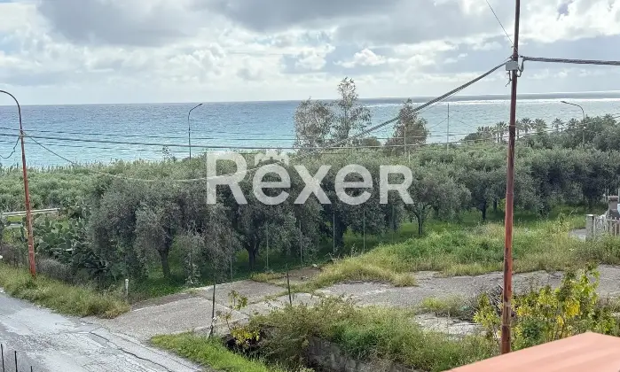 Rexer-Palizzi-Casa-indipendente-con-giardino-Contrada-Gruda-Altro