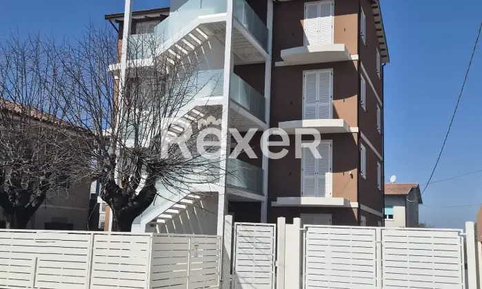 Rexer-Cingoli-Attico-in-vendita-in-Via-Gioacchino-Rossini-a-Strada-Cingoli-Altro