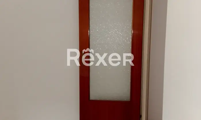 Rexer-Sesto-Calende-Appartamento-con-balcone-e-box-Altro