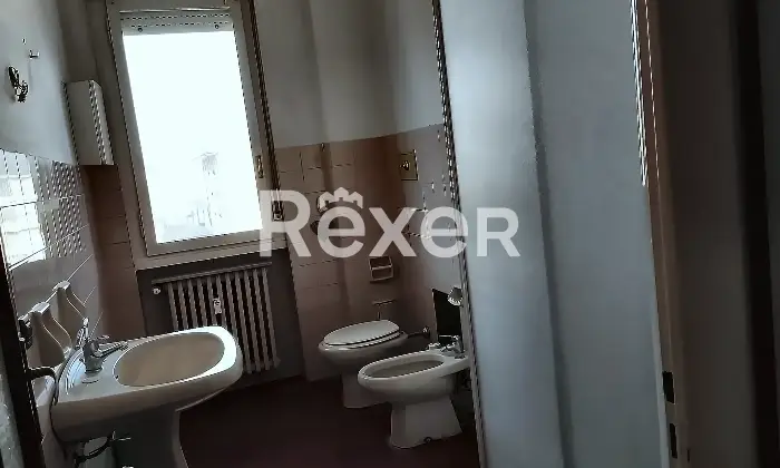 Rexer-Sesto-Calende-Appartamento-con-balcone-e-box-Altro