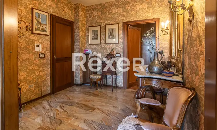 Rexer-Bologna-LameZanardi-appartamento-con-balconi-e-cantina-Altro