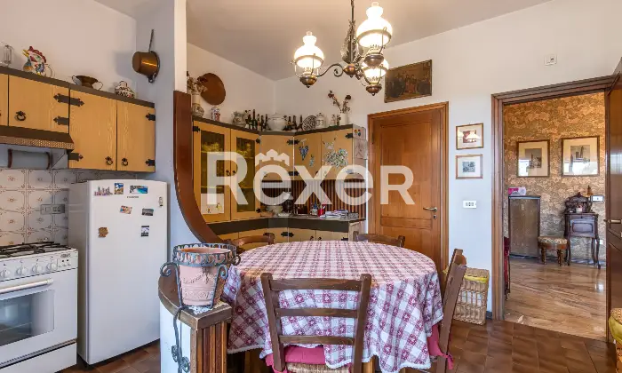 Rexer-Bologna-LameZanardi-appartamento-con-balconi-e-cantina-Altro