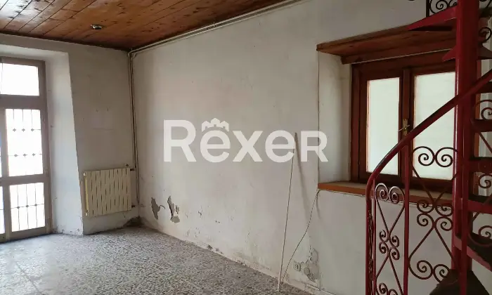 Rexer-Calusco-dAdda-Centro-paese-Immobile-con-appartamenti-indipendenti-Altro