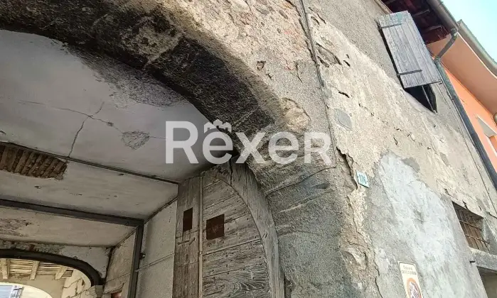 Rexer-Calusco-dAdda-Centro-paese-Immobile-con-appartamenti-indipendenti-Altro