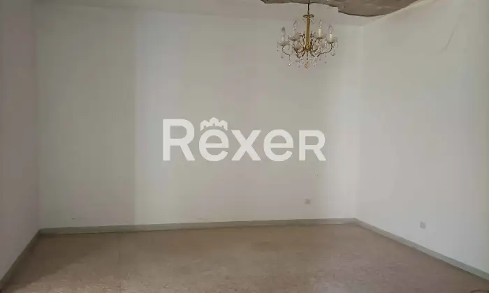 Rexer-Calusco-dAdda-Centro-paese-Immobile-con-appartamenti-indipendenti-Altro