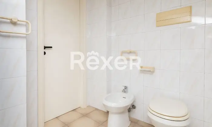 Rexer-Cesano-Maderno-Ampia-soluzione-su-due-livelli-in-zona-San-Bernardo-Altro