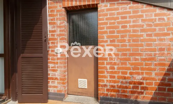 Rexer-Cesano-Maderno-Ampia-soluzione-su-due-livelli-in-zona-San-Bernardo-Altro