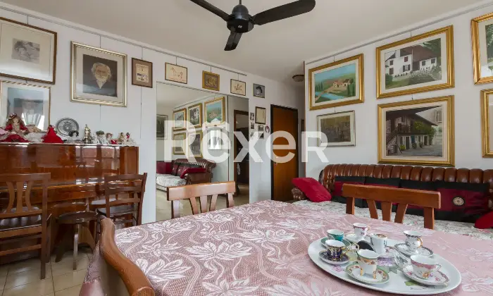 Rexer-Cesano-Maderno-Ampia-soluzione-su-due-livelli-in-zona-San-Bernardo-Altro