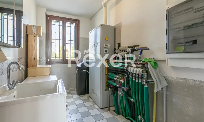 Rexer-Carpi-Villa-unifamiliare-nel-verde-di-Carpi-Altro