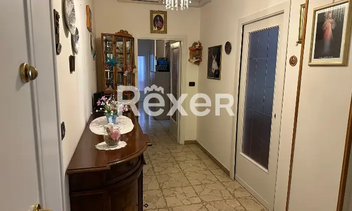 Rexer-Ascoli-Piceno-Quadrilocale-al-primo-piano-con-ascensore-Altro