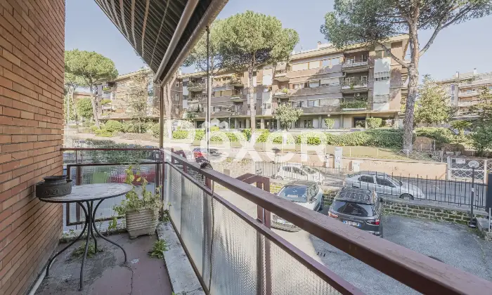 Rexer-Roma-Luminoso-e-ampio-bilocale-con-cantina-e-posto-auto-scoperto-Altro