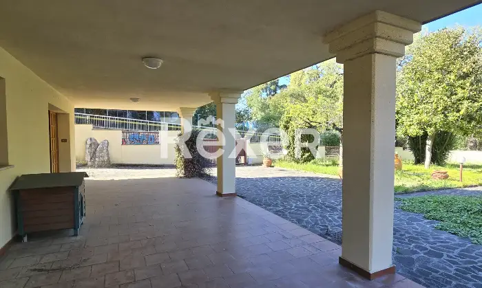 Rexer-Pescara-Villa-con-Giardino-Altro