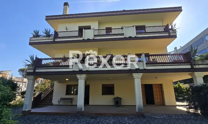 Rexer-Pescara-Villa-con-Giardino-Altro