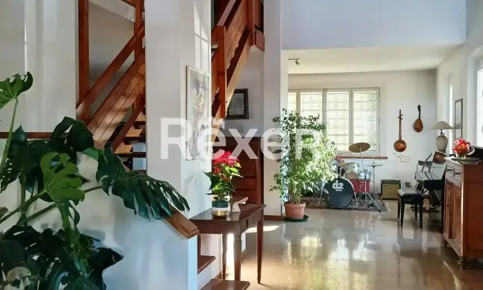 Rexer-Mirandola-Villa-in-vendita-in-Via-Cazzuola-a-Mirandola-Altro