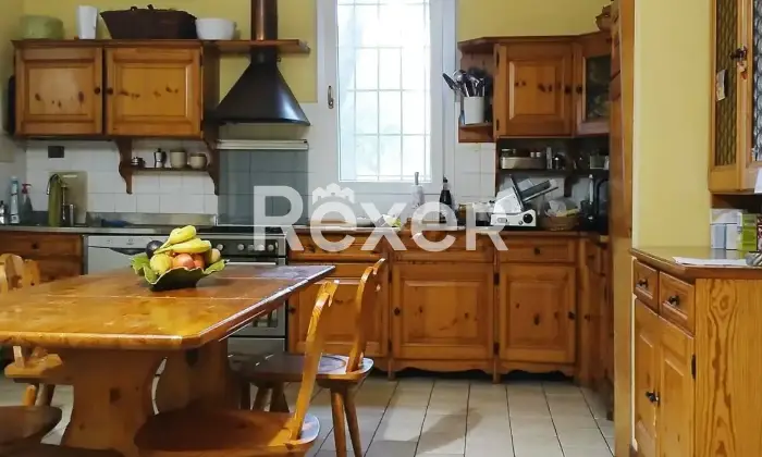 Rexer-MIRANDOLA-Villa-in-vendita-Altro