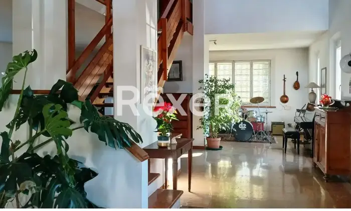 Rexer-MIRANDOLA-Villa-in-vendita-Altro