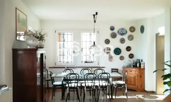 Rexer-Mirandola-Villa-in-vendita-in-Via-Cazzuola-a-Mirandola-Altro