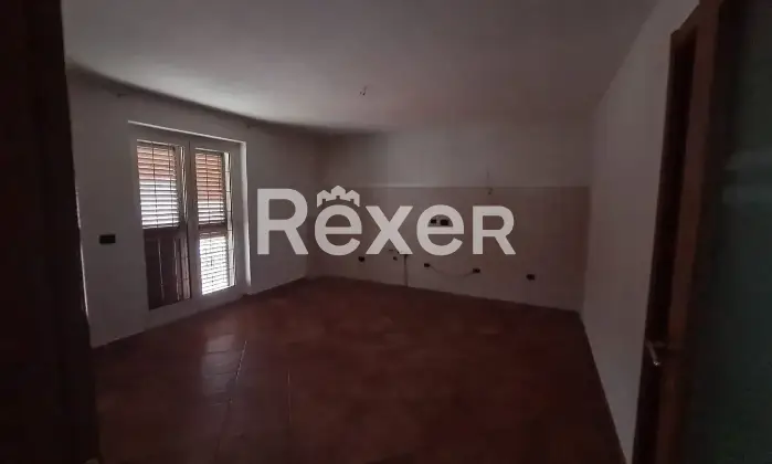 Rexer-Castrovillari-Appartamento-spazioso-e-luminoso-con-cantina-Cucina