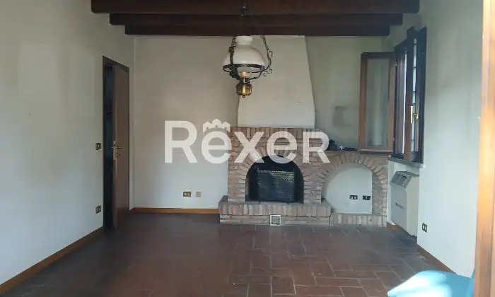 Rexer-Albinea-Casa-indipendente-su-livelli-ad-Albinea-Piede-Montagna-Altro