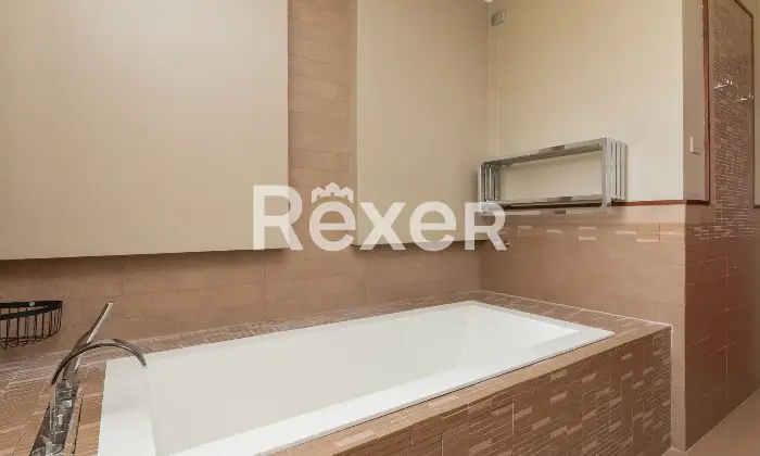 Rexer-Cernusco-sul-Naviglio-Appartamento-con-cantina-un-box-singolo-ed-un-box-doppio-Altro