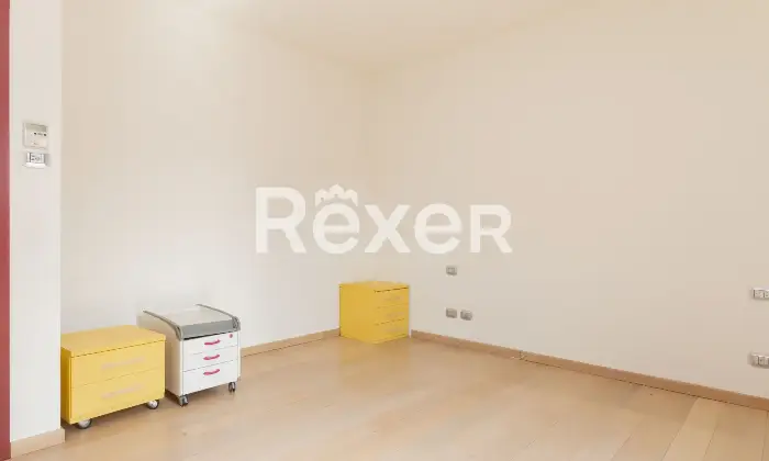 Rexer-Cernusco-sul-Naviglio-Appartamento-con-cantina-un-box-singolo-ed-un-box-doppio-Altro
