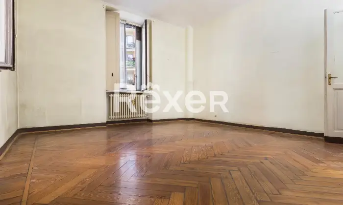 Rexer-Torino-Quadrilocale-con-esposizione-angolare-Altro