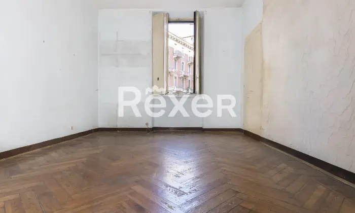 Rexer-Torino-Quadrilocale-con-esposizione-angolare-Altro