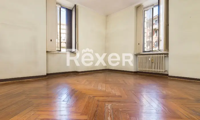 Rexer-Torino-Quadrilocale-con-esposizione-angolare-Altro