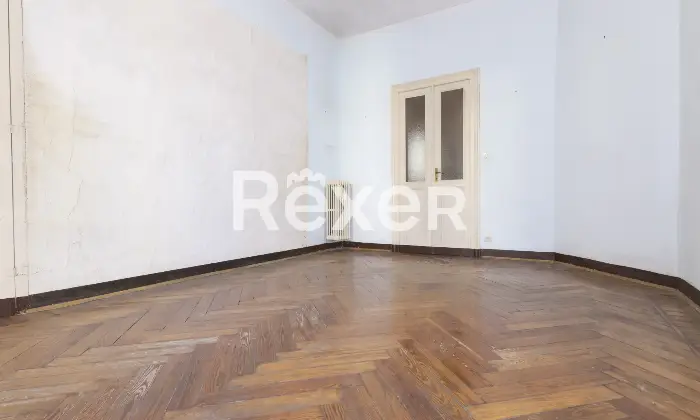 Rexer-Torino-Quadrilocale-con-esposizione-angolare-Altro