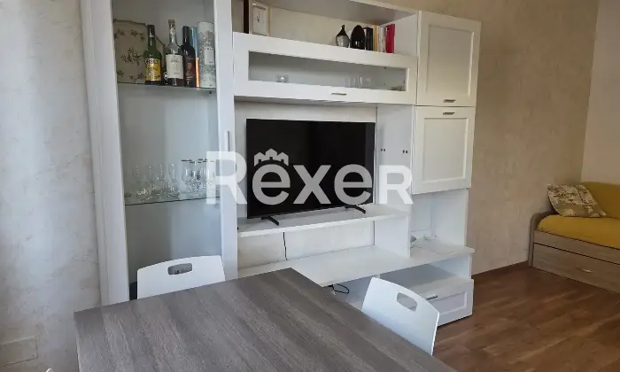 Rexer-Siena-Trilocale-ristrutturato-con-terrazzo-in-zona-servita-AcquacaldaPetriccio-Altro