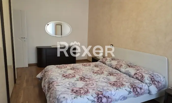 Rexer-Siena-Trilocale-ristrutturato-con-terrazzo-in-zona-servita-AcquacaldaPetriccio-Altro