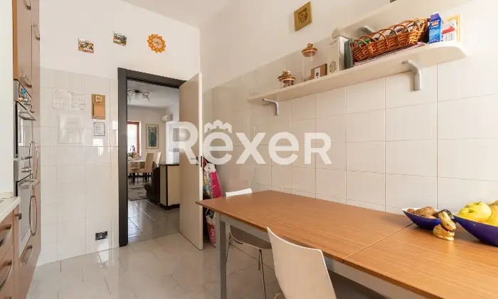Rexer-Milano-Trilocale-Ottimo-Stato-con-cantina-possibilit-Box-Auto-di-mq-Altro