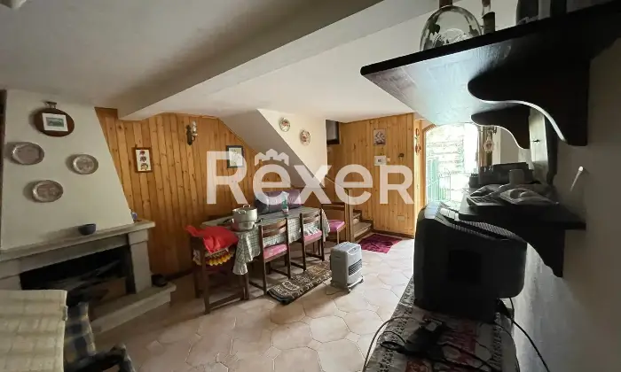 Rexer-Rionero-Sannitico-Casa-indipendente-con-soffitta-abitabile-in-vendita-Rionero-Sannitico-IS-Altro