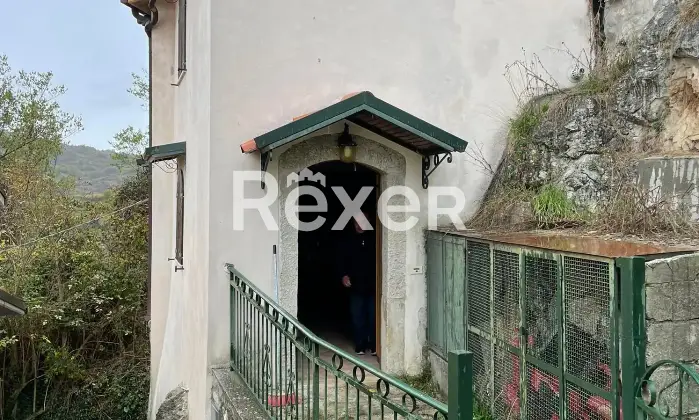 Rexer-Rionero-Sannitico-Casa-indipendente-con-soffitta-abitabile-in-vendita-Rionero-Sannitico-IS-Altro