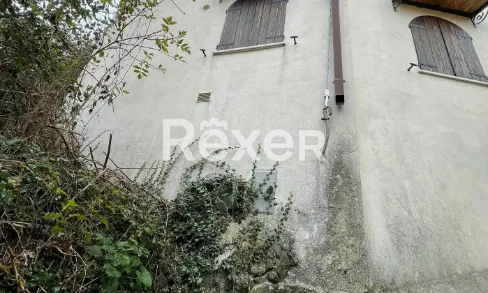 Rexer-Rionero-Sannitico-Casa-indipendente-con-soffitta-abitabile-in-vendita-Rionero-Sannitico-IS-Altro