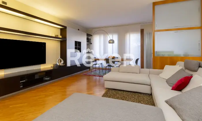 Rexer-Barlassina-Prestigioso-appartamento-con-terrazzino-Altro