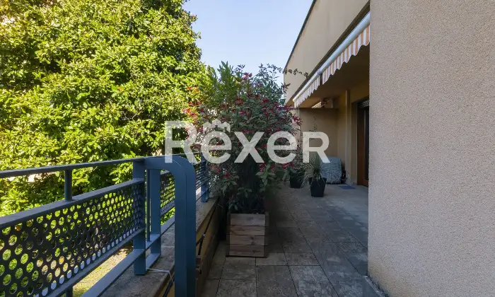 Rexer-Barlassina-Prestigioso-appartamento-con-terrazzino-Altro