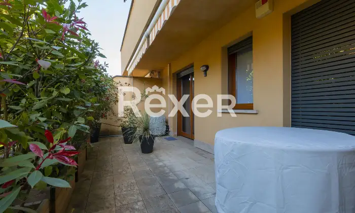 Rexer-Barlassina-Prestigioso-appartamento-con-terrazzino-Altro
