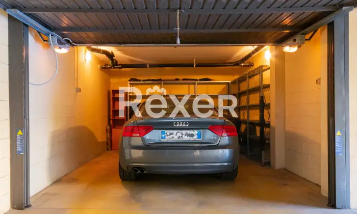 Rexer-Barlassina-Prestigioso-appartamento-con-terrazzino-Altro