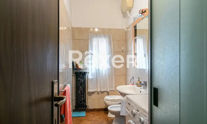 Rexer-Bologna-Bilocale-zona-Bolognina-Altro