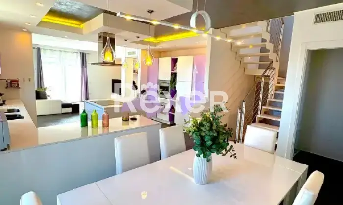 Rexer-Riccione-Appartamento-in-vendita-in-Viale-Cassino-a-Riccione-Altro