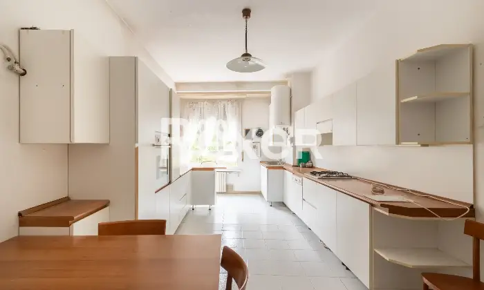 Rexer-Parabiago-Luminoso-trilocale-Altro