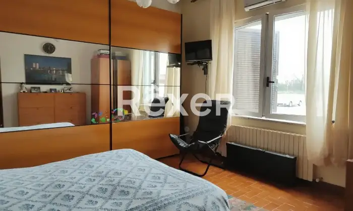 Rexer-Alessandria-Casa-indipendente-con-BoxGiardino-Camera-da-letto-matrimoniale