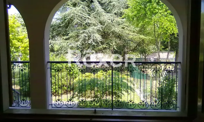 Rexer-Castelnuovo-Rangone-In-Vendita-Ampia-Soluzione-su-Due-Livelli-con-Giardino-e-Garage-Altro