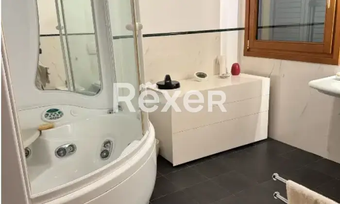 Rexer-Medicina-Prestigiosa-villa-moderna-Medicina-Altro