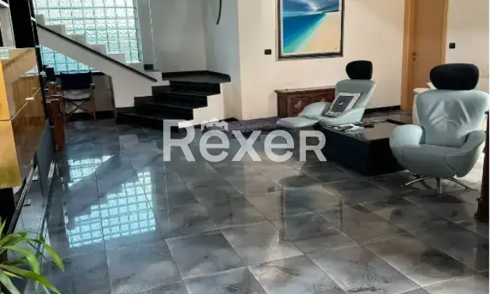 Rexer-Medicina-Prestigiosa-villa-moderna-Medicina-Altro