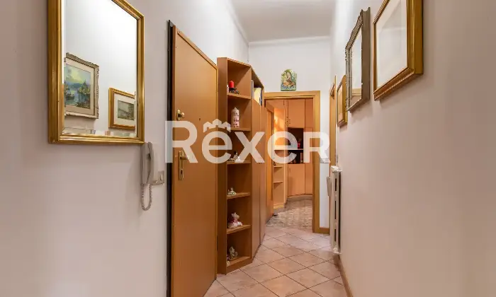 Rexer-Bologna-Centro-via-Mascarella-appartamento-con-terrazzo-e-soffitta-Altro